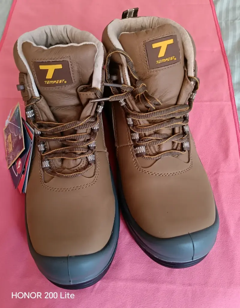 Botas Tempest marrones nuevas zapatos de se - 1
