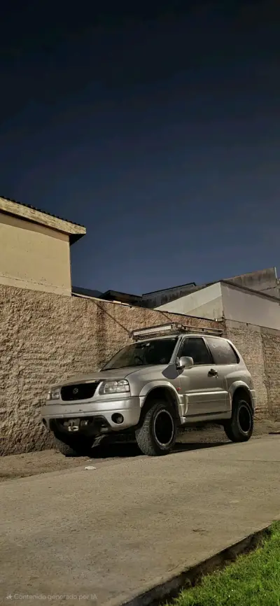Suzuki Grand Vitara 4x4 - miniatura 2