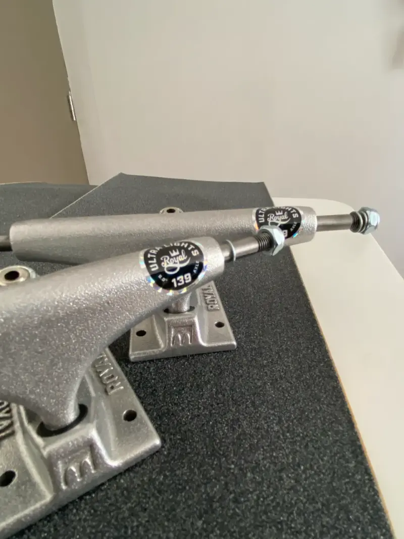 Trucks para skate ultraligeros - 3