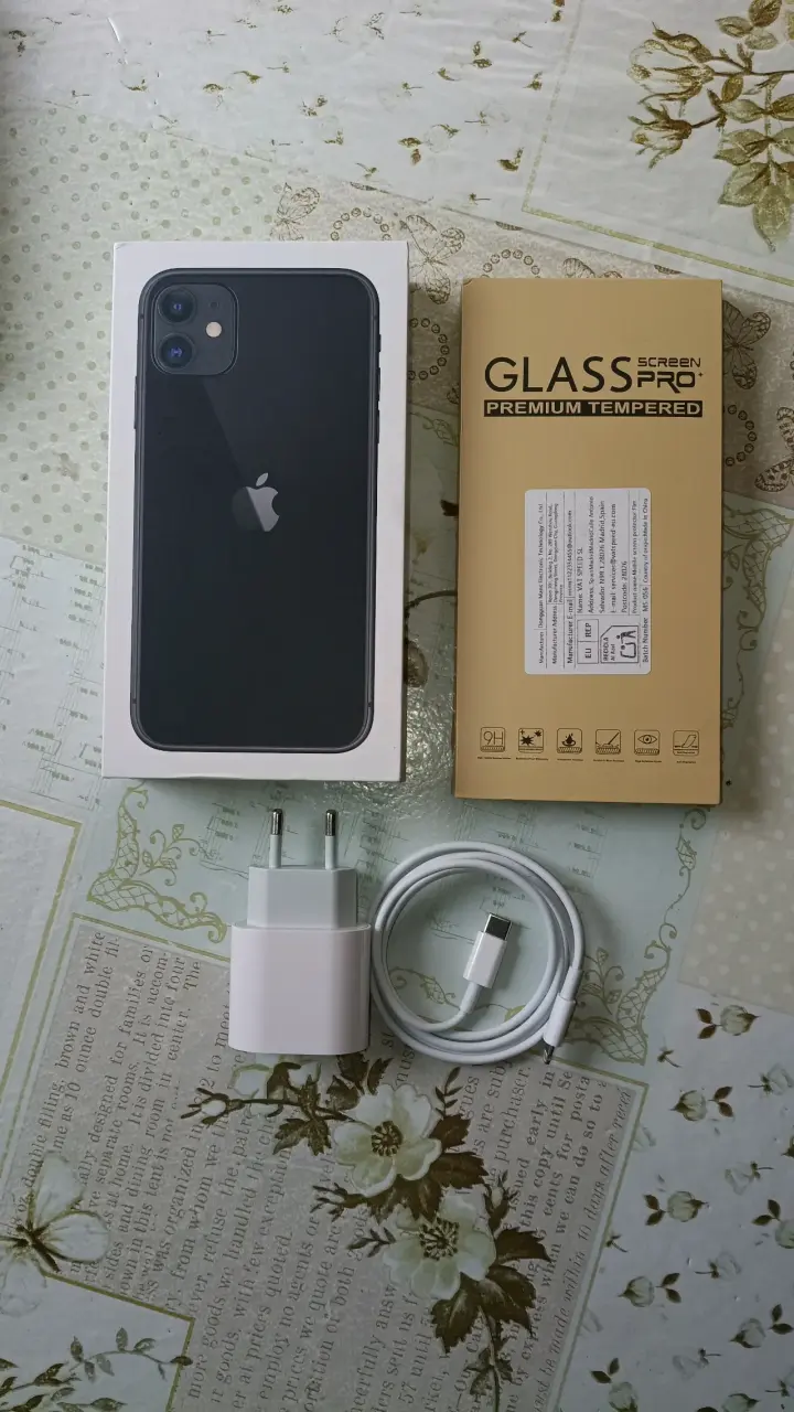 Teléfono inteligente negro, iphone 11 - 5