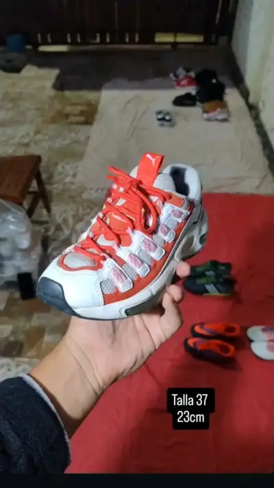 Zapatillas de distintas marcas - miniatura 6