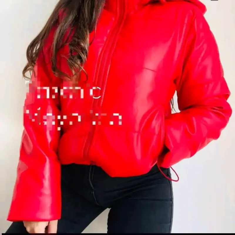 Chaqueta roja acolchada