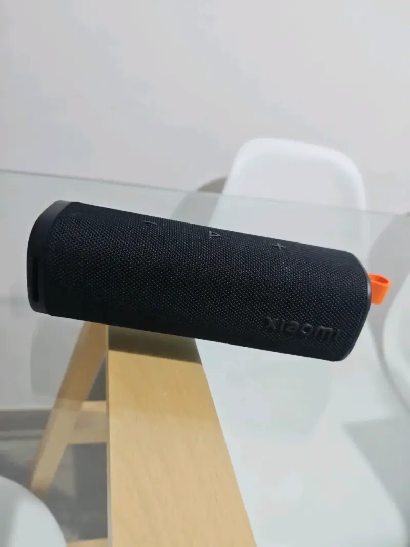 Parlante portátil Xiaomi negro 30W - 1