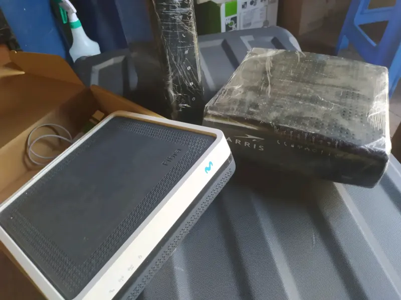 Routers Movistar y Arris - 1