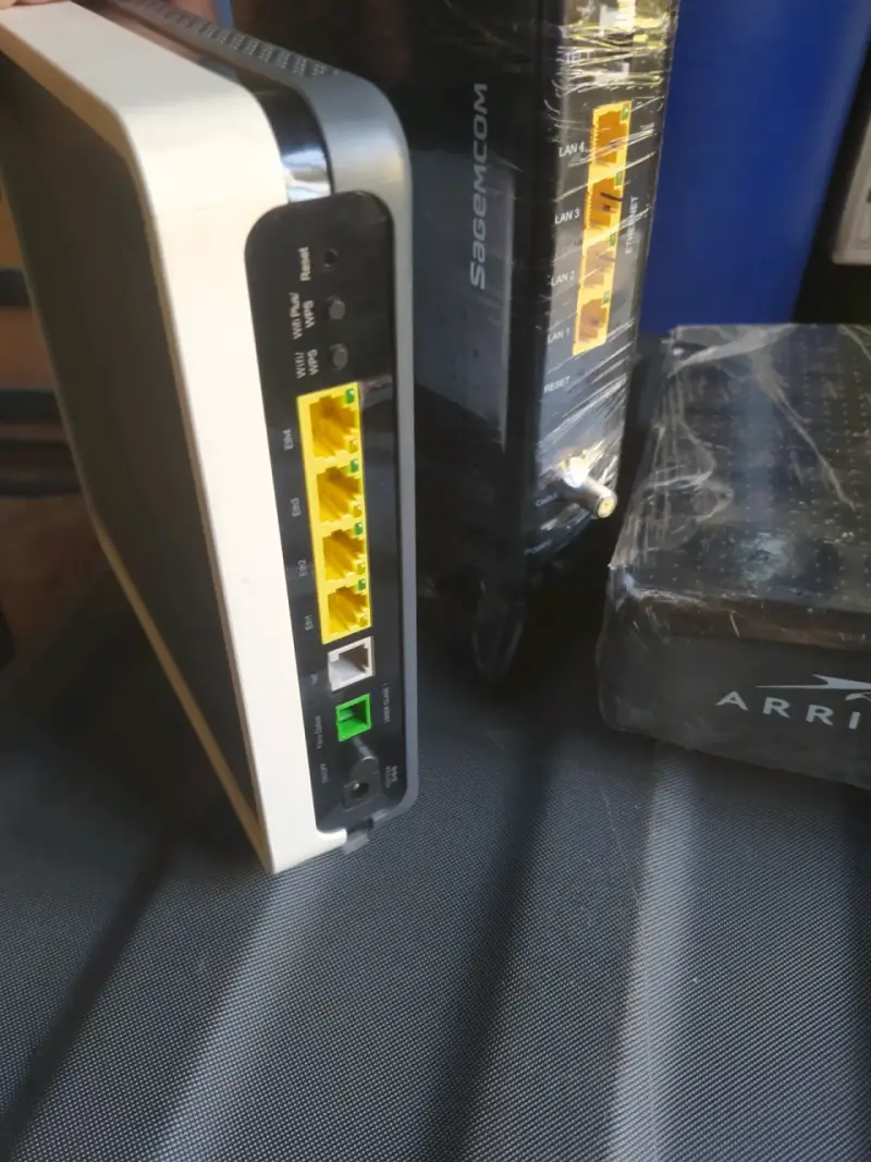 Routers Movistar y Arris - 2