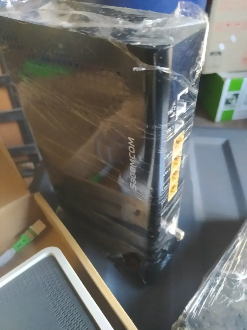 Routers Movistar y Arris - 3