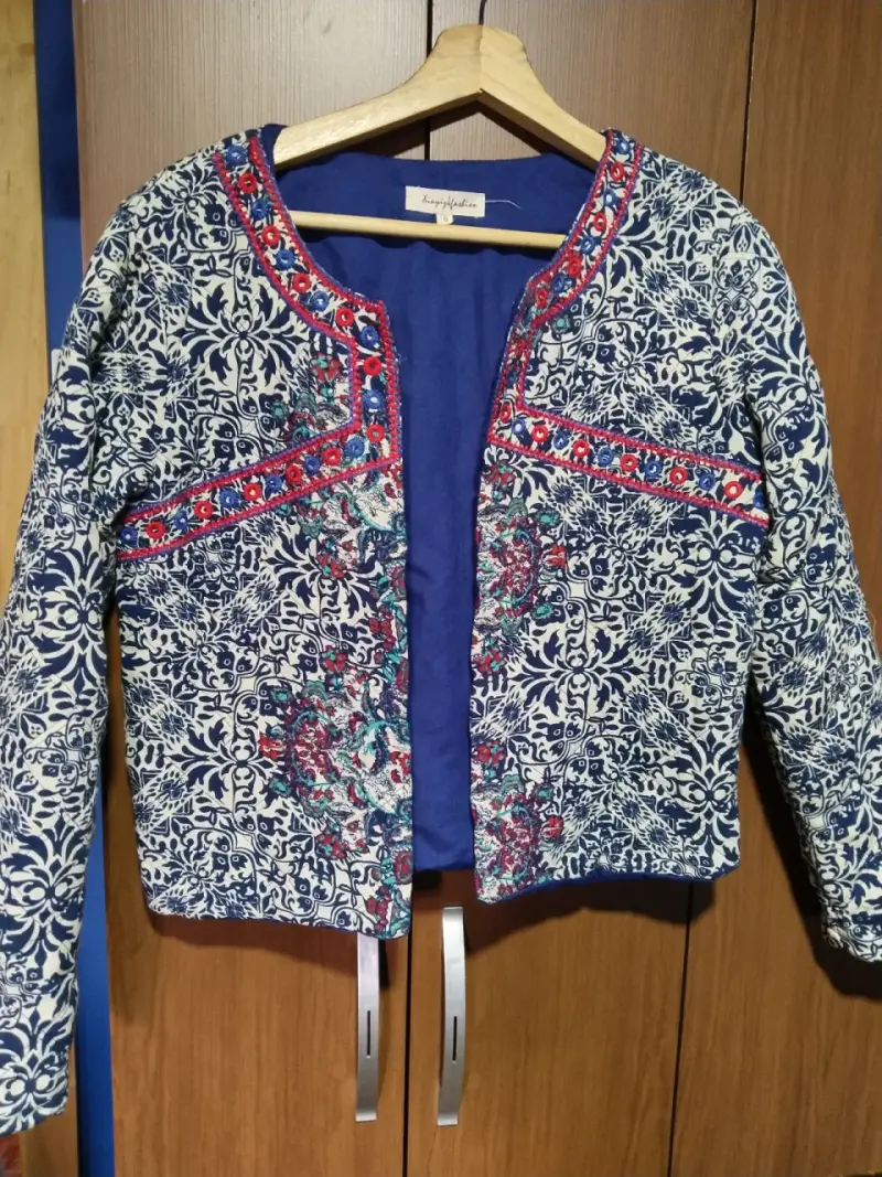 Chaqueta estampado animal print - 4