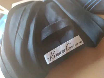 Corbata negra de seda Kenneth cole hecha mano - miniatura 4