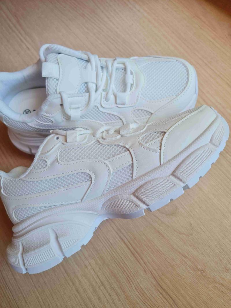 Zapatillas deportivas blancas - 4