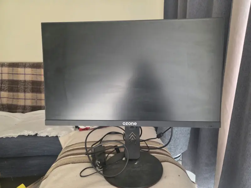 Monitor Ozone de 24 pulgadas