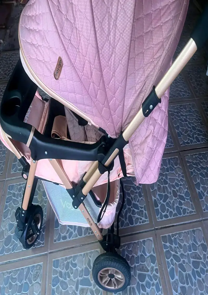 Coche para bebé rosa Voyage - 2