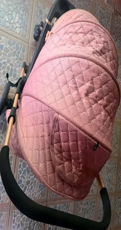 Coche para bebé rosa Voyage - miniatura 4