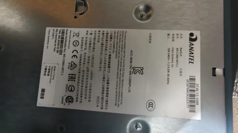 Switch Cisco Catalyst 2960 Plus - 6