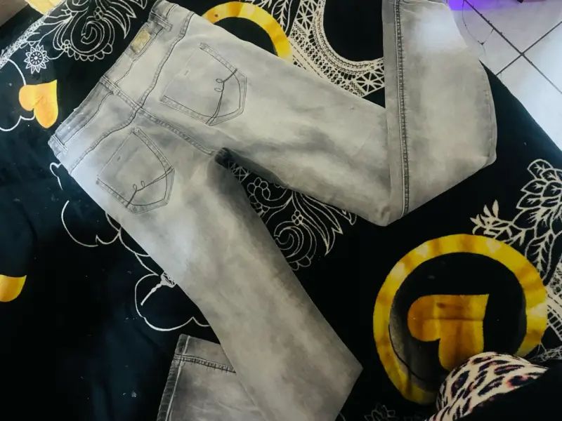 Jeans gris claro para hombre - 3