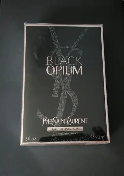 Perfume Yves Saint Laurent Black Opium - miniatura 1