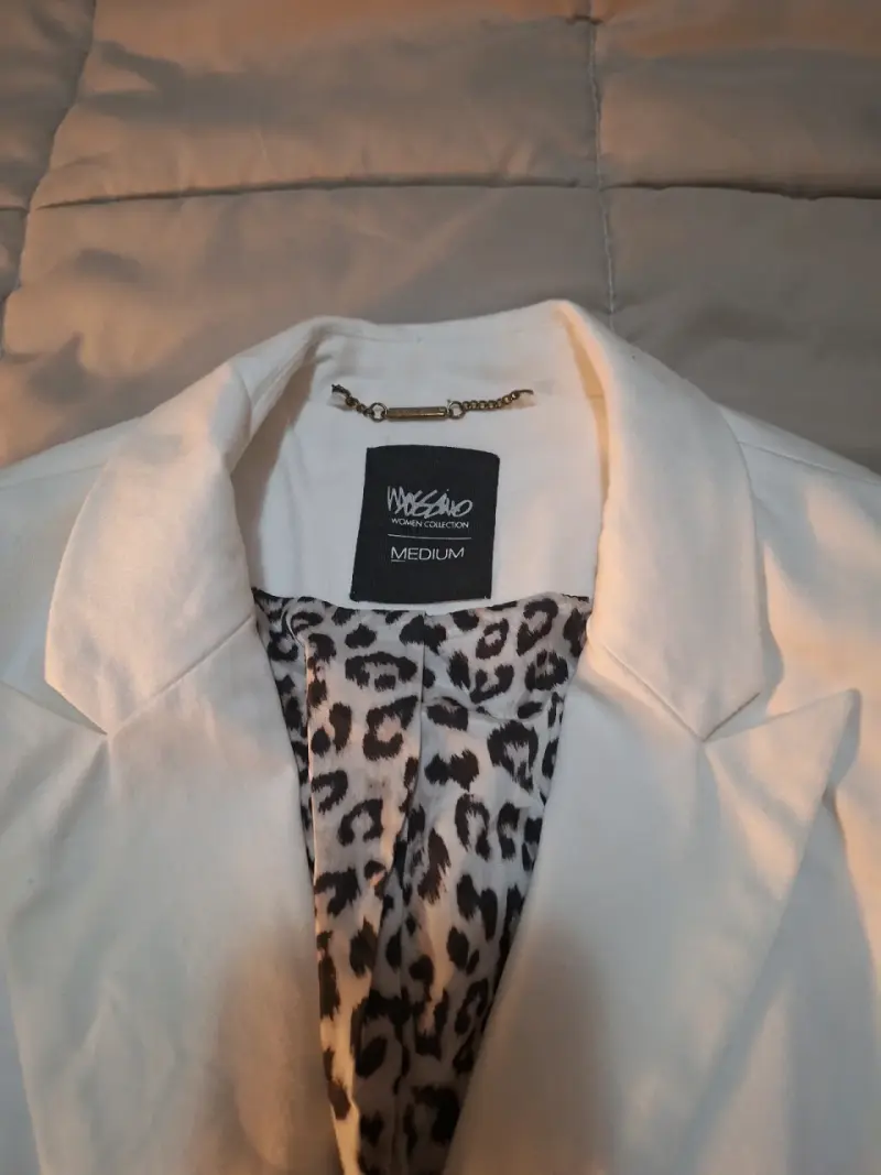 Blazer blanco con forro animal print - 1