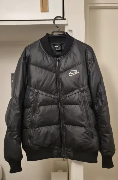Chaqueta Nike Bomber Puffer Original Talla L - miniatura 1