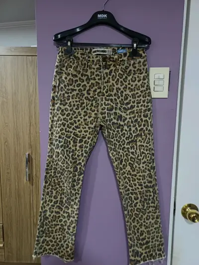 Pantalones estampado leopardo - miniatura 1