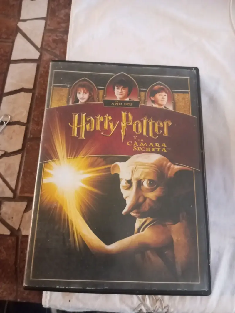 DVD Harry Potter y la Cámara Secreta (Original) - 1