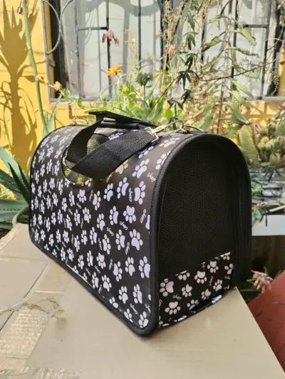 Transportadora de mascotas con mariposas - miniatura 2