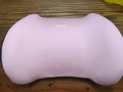 Cojín de apoyo rosa NIRA - miniatura 2
