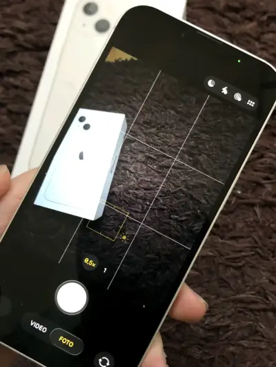 iPhone 13 blanco Sin Detalles - miniatura 6