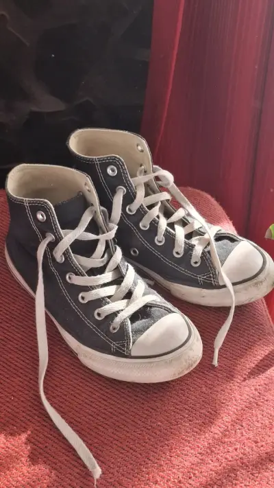 Zapatillas negras de lona 34 - miniatura 1