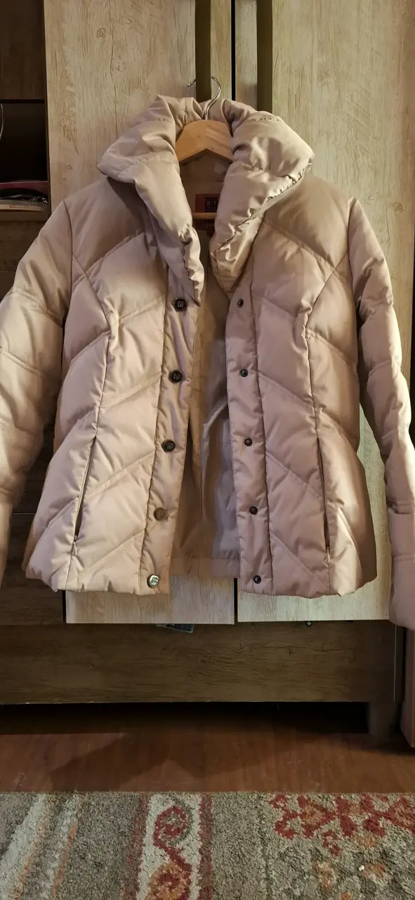 Chaqueta acolchada beige - 1