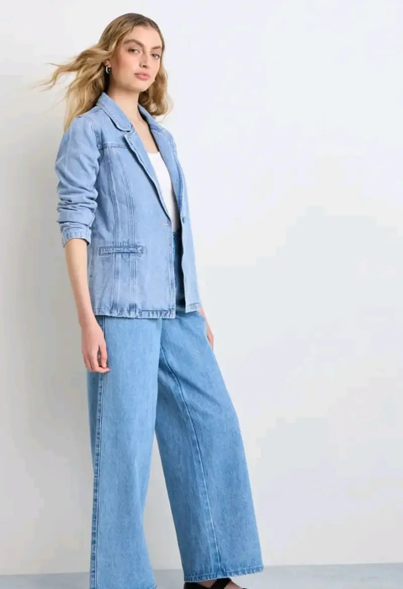 Blazer de mezclilla azul claro - 3