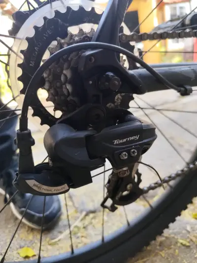 Bicicleta Cannondale mtb catalyst - miniatura 3