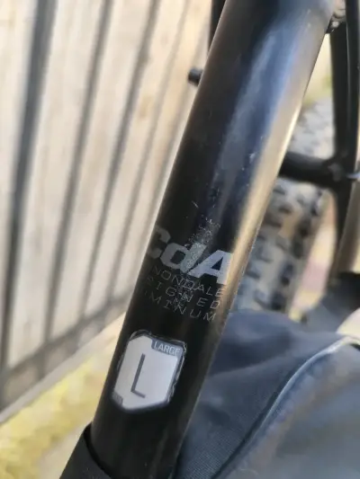 Bicicleta Cannondale mtb catalyst - miniatura 5