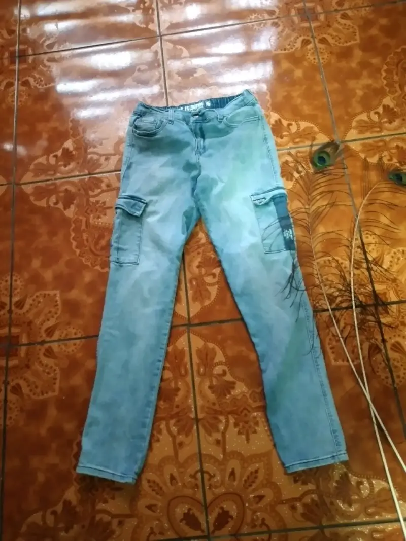 ROPA CHALECOS Y JEAN NIÑO Y MUJER - 3