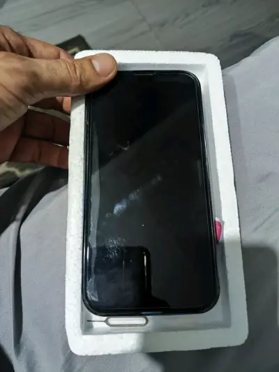 iPhone 13 azul - miniatura 2