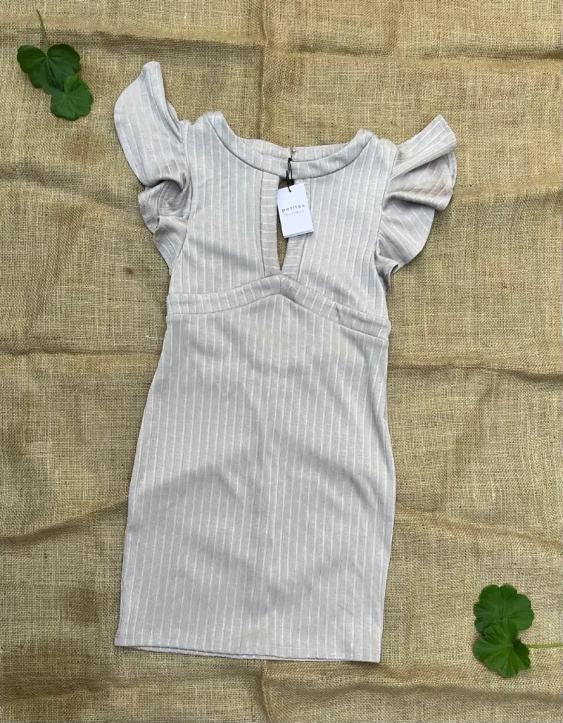 Vestido beige rayado sin mangas - 1