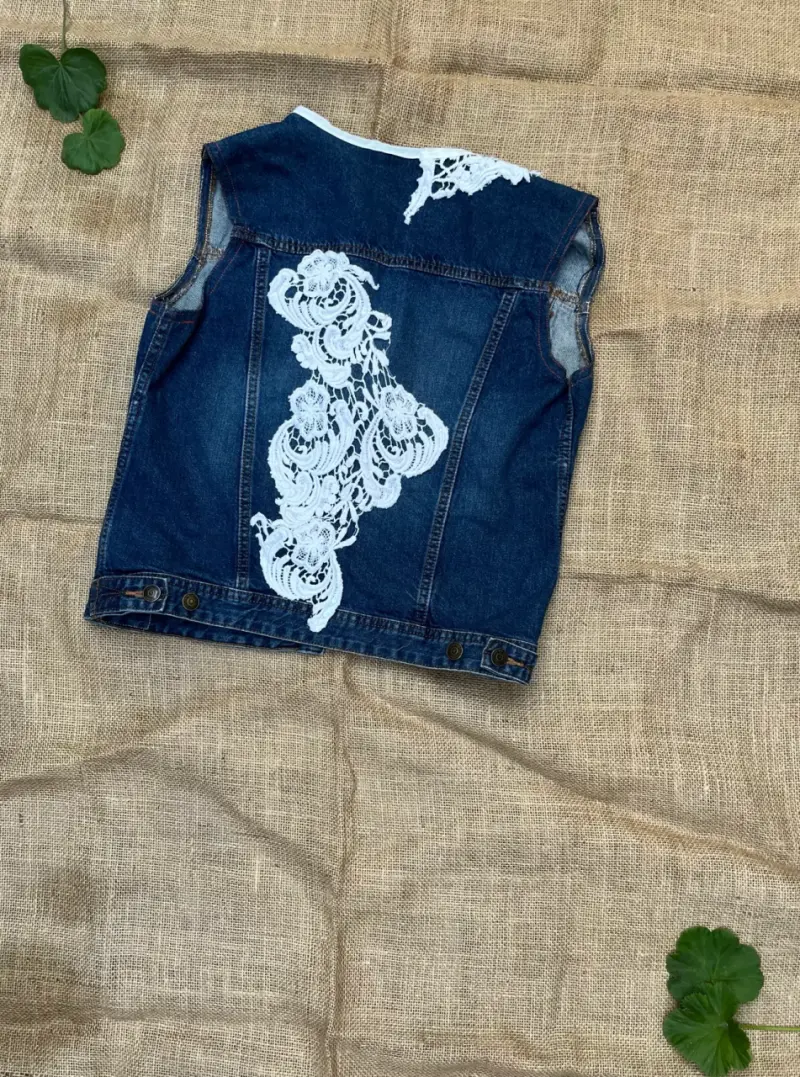Chaqueta de mezclilla con encaje - 2