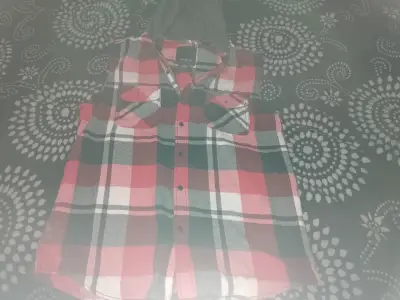 Camisa de franela con capucha - miniatura 3