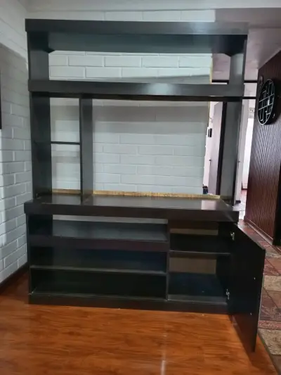 Mueble para televisor y adornos libros - miniatura 2
