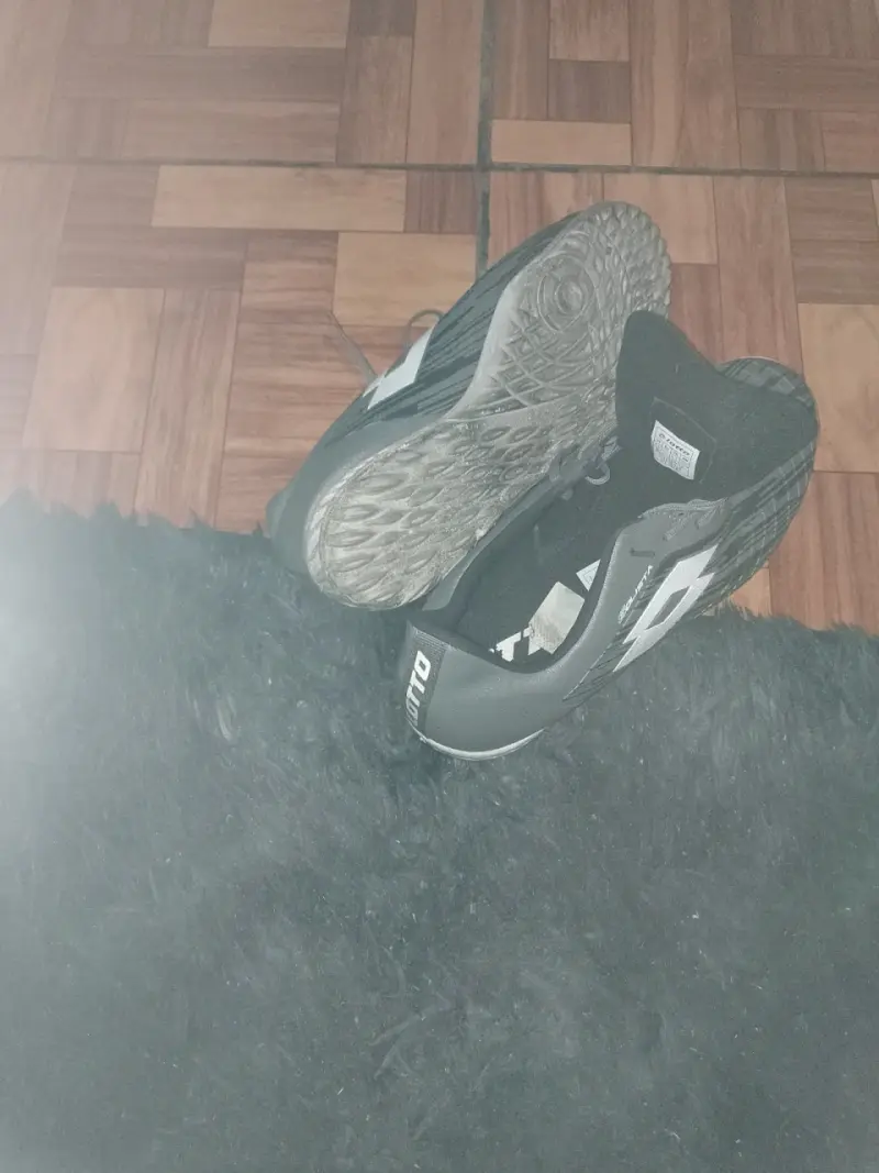 Zapatos deportivos negros Puma - 1