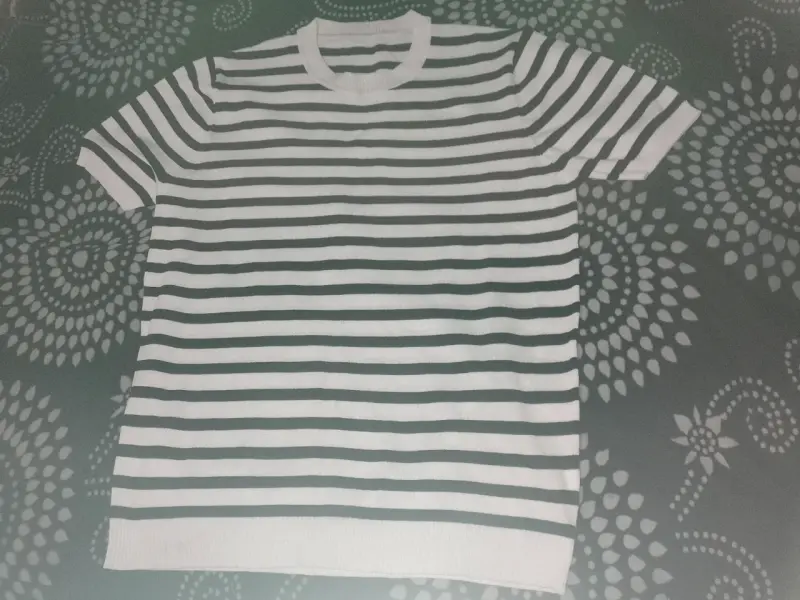 Polera rayada blanco y negro - 1