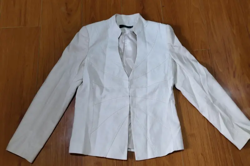 Chaqueta blanca elegante - 2