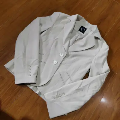 Blazer beige elegante - miniatura 2