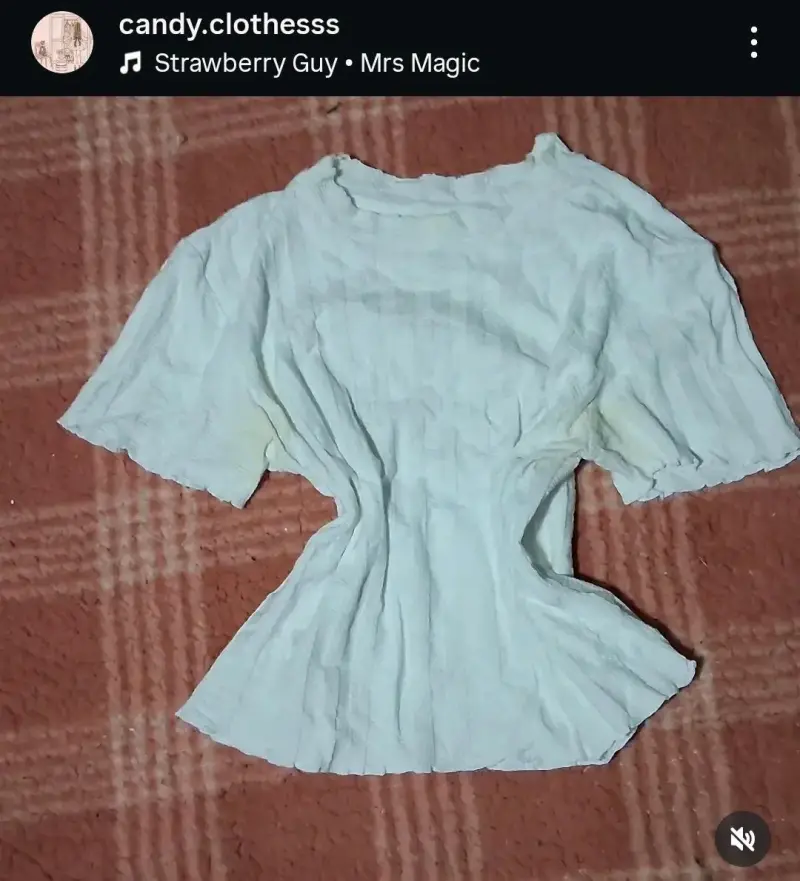 Blusa blanca de manga corta