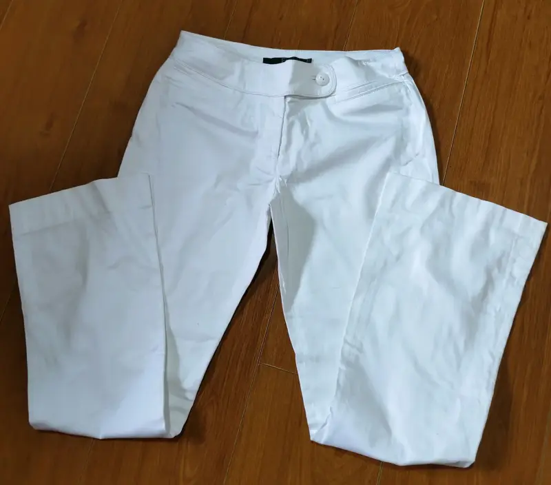 Pantalón blanco de pierna ancha - 2