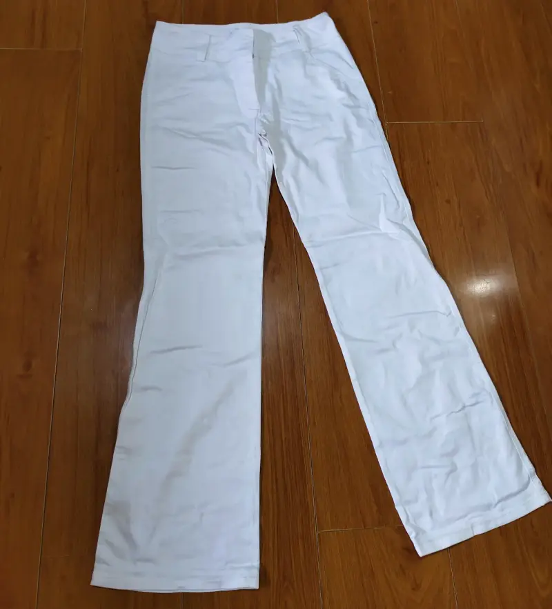 Pantalones blancos de mujer - 2