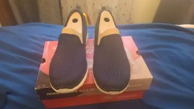 Zapatillas deportivas azul marino skechers - miniatura 3