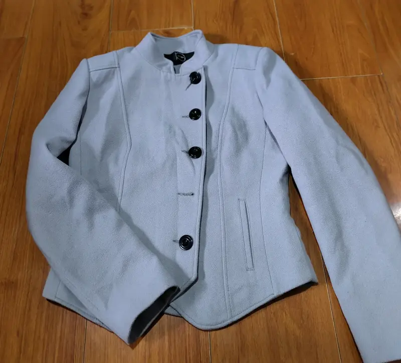Chaqueta gris de mujer - 2