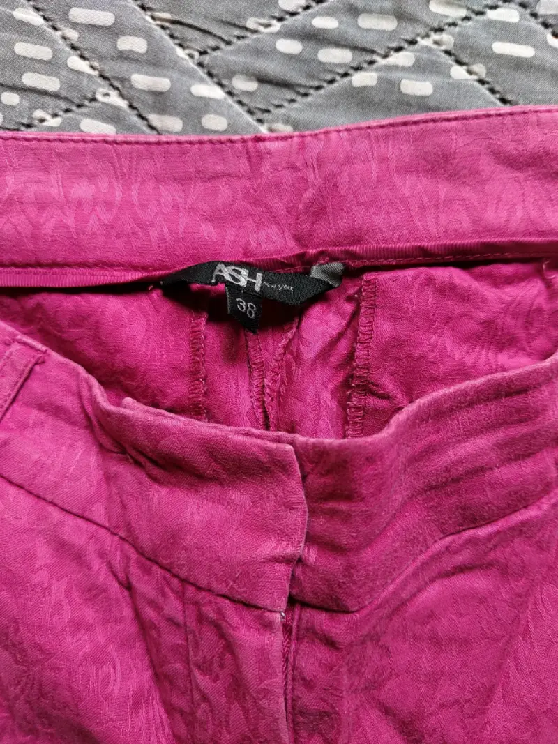 Pantalones fucsia estampados - 3