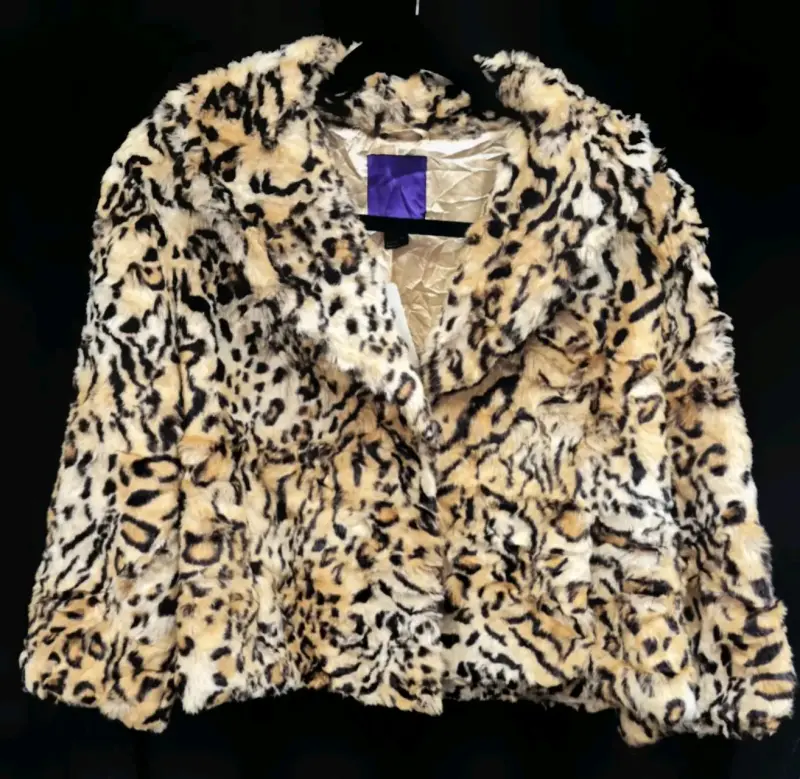 Abrigo de piel sintética animal print - 1
