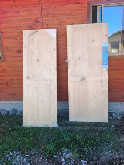 Puertas de madera sin barnizar - miniatura 1