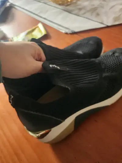 Zapatillas deportivas negras - miniatura 1